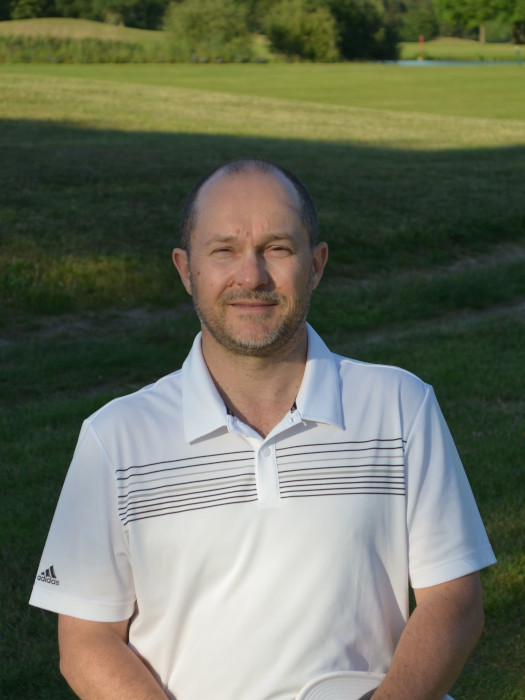 Portraint-sylvain-deroo-sophrologie-golf